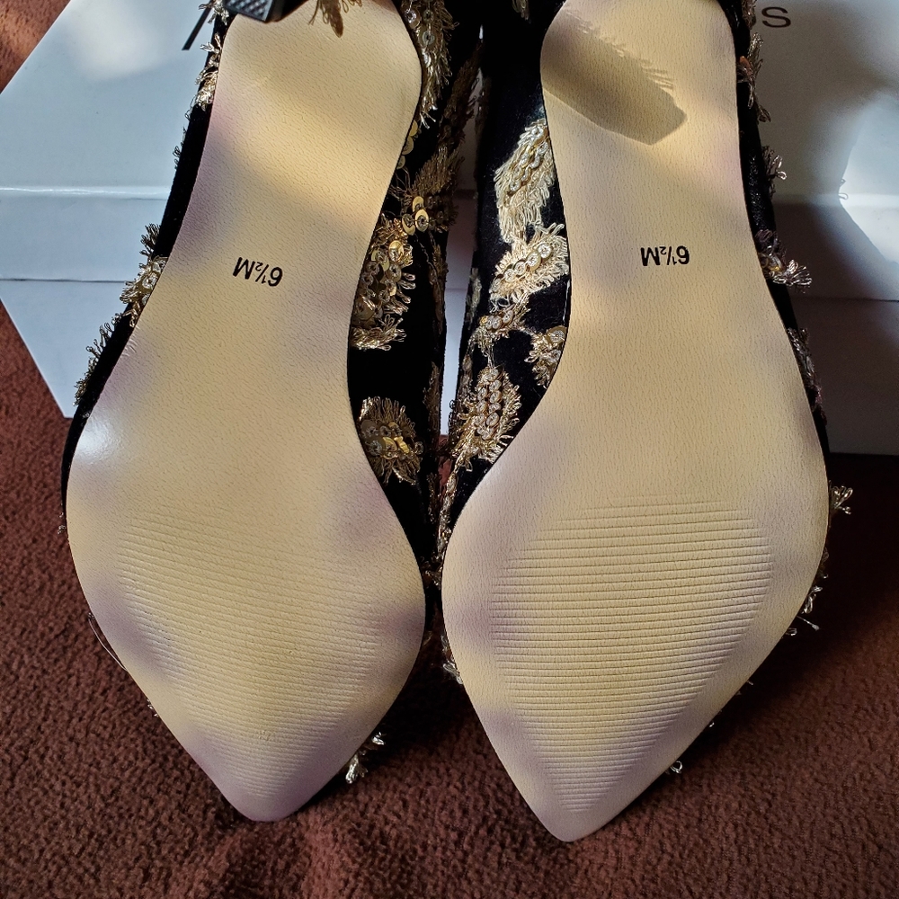 Shoes - Picture 3 of 3